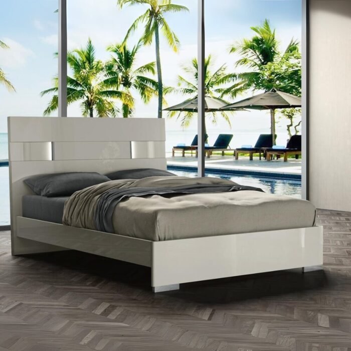 Latina Bed – Lacquer Finish